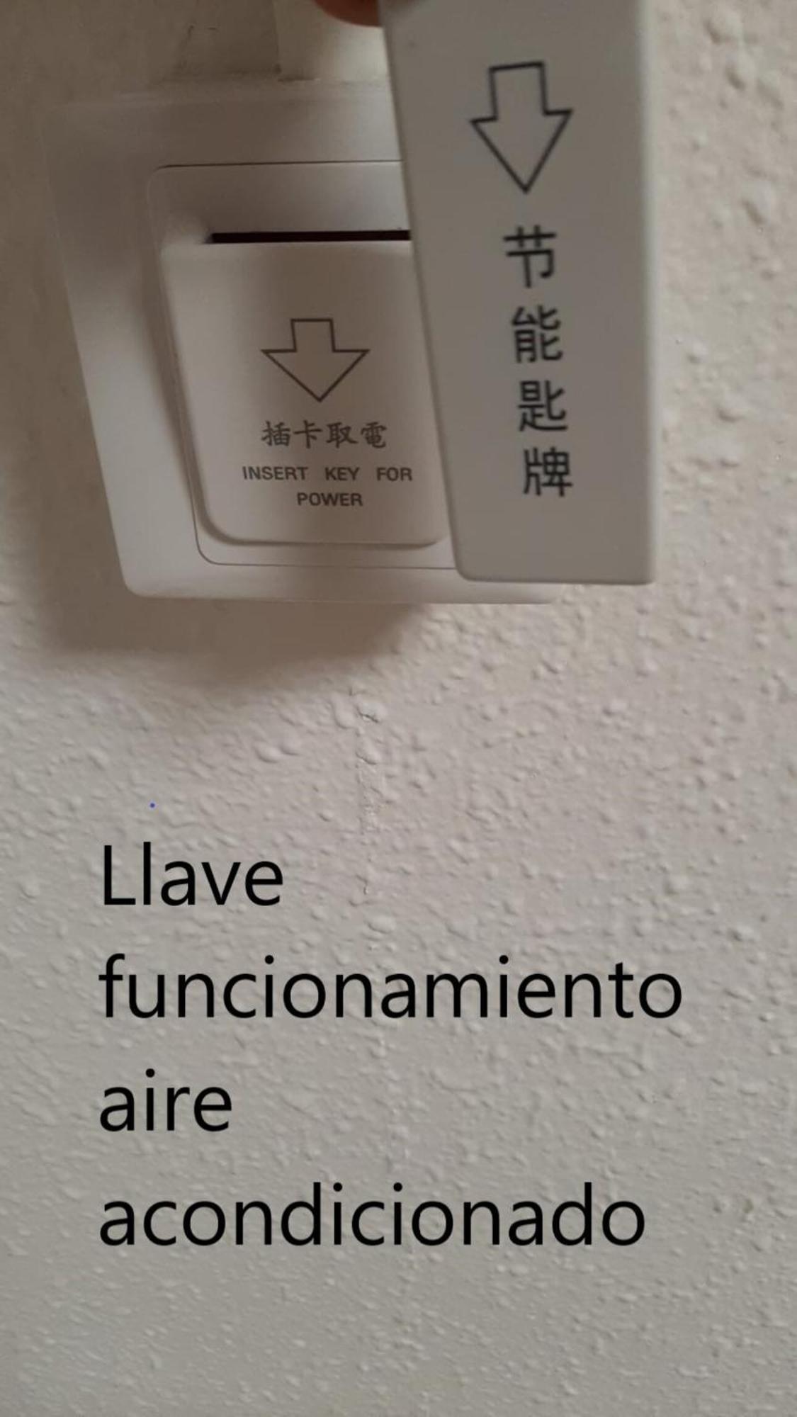 Ahllenrock Como Un Hotel, Pero Solo Para Ti Cornellà de Llobregat Εξωτερικό φωτογραφία